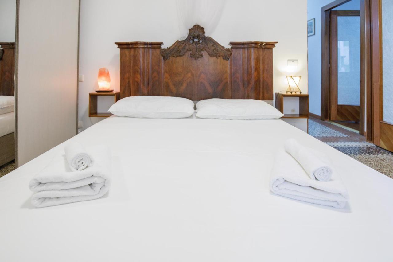 Gozzi House - Comoda Casa - Free Parking - Easy To Venice! Mestre Esterno foto