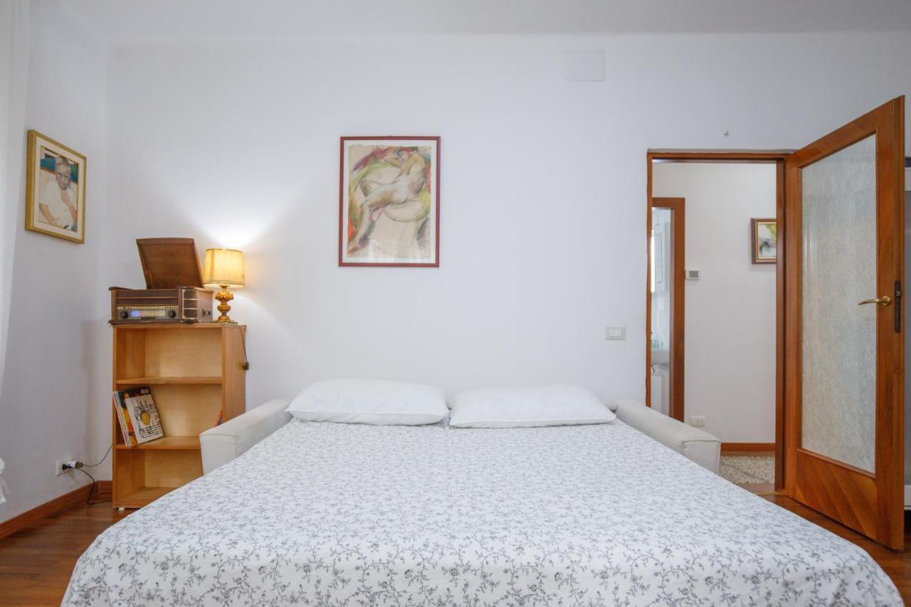 Gozzi House - Comoda Casa - Free Parking - Easy To Venice! Mestre Esterno foto