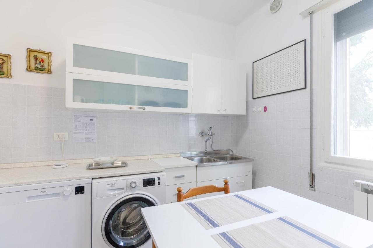 Gozzi House - Comoda Casa - Free Parking - Easy To Venice! Mestre Esterno foto